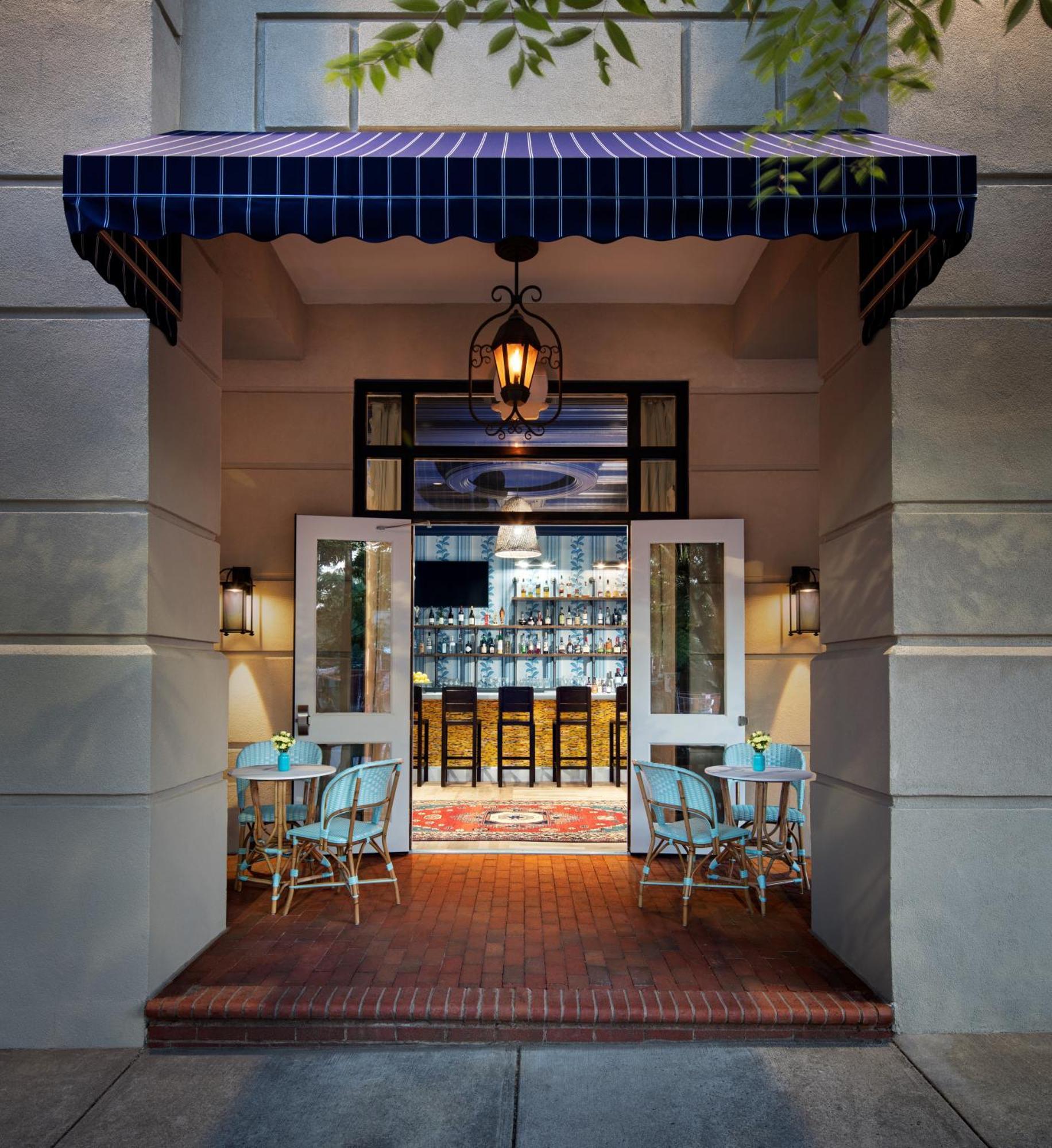 Graduate By Hilton Chapel Hill Hotel Exterior photo